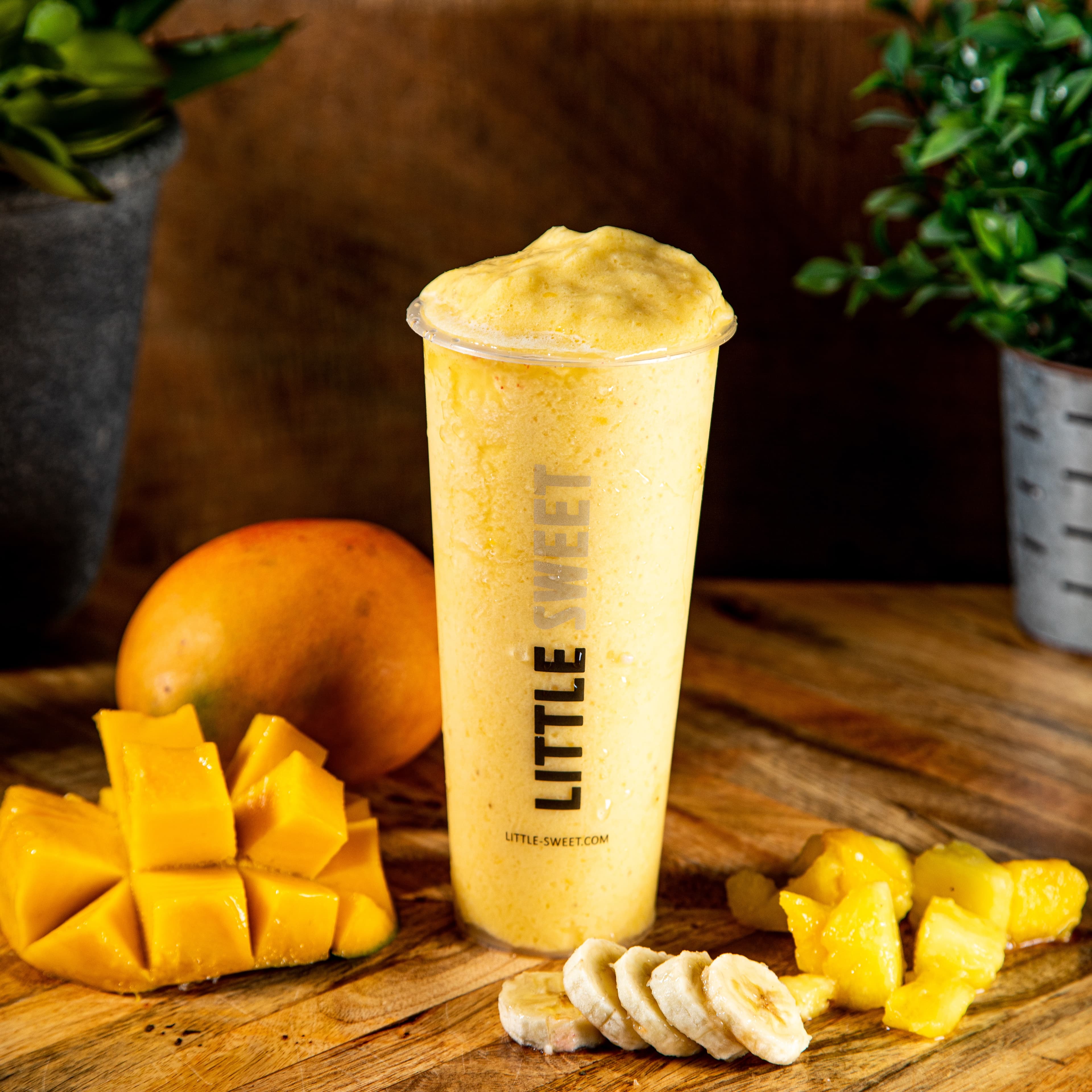 Mango Pineapple Banana Smoothie